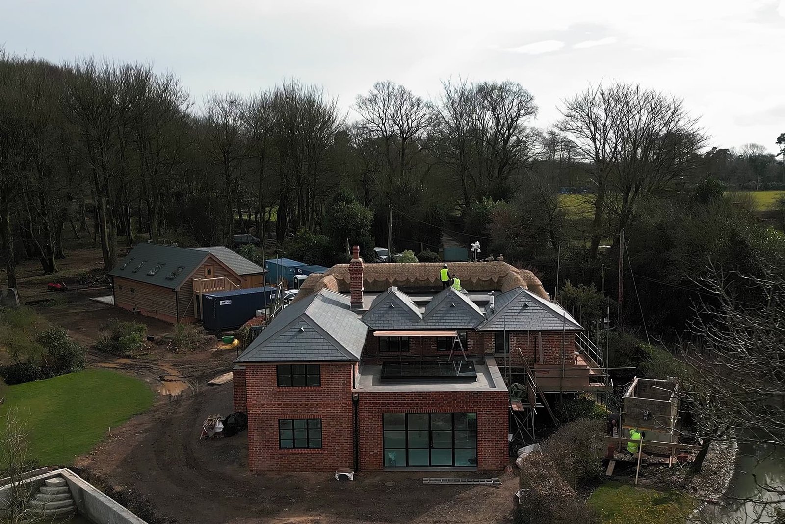 Soal Pond Cottage