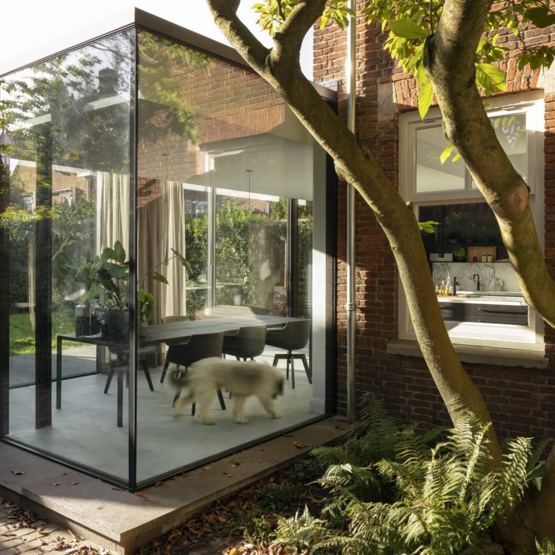 Fluid_Glass_Structural_Glazing_Box_1 Fluid_Glass_Structural_Glazing_Box_1